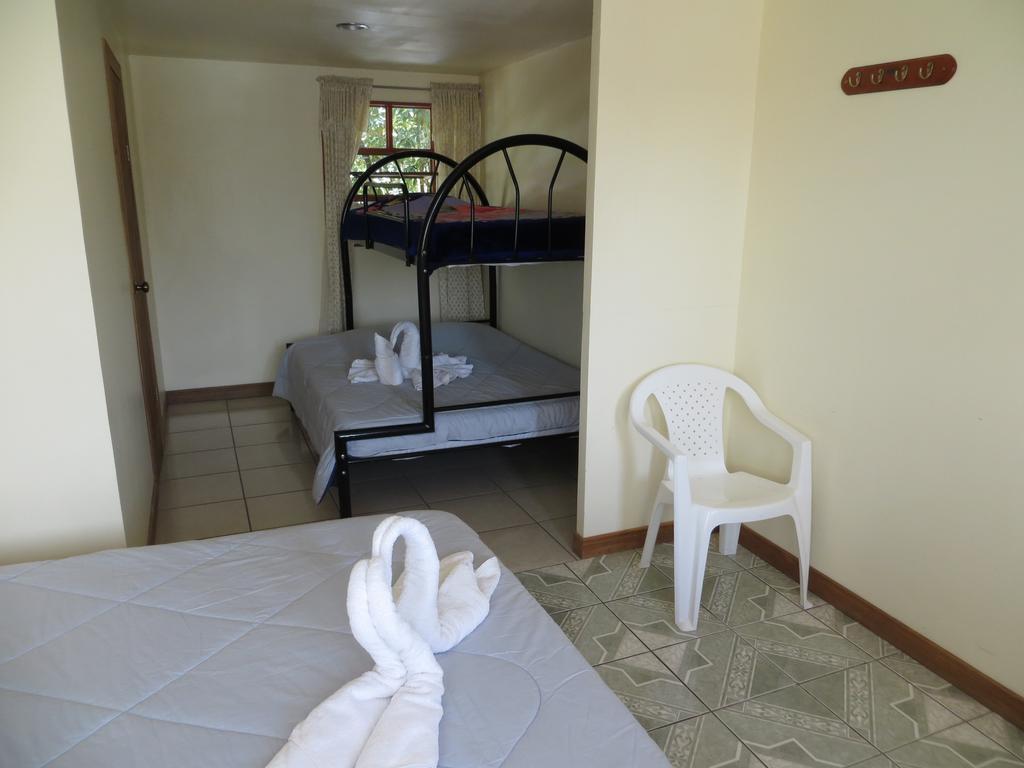 Bed and Breakfast Cabinas Nuestra Kasa à Monteverde Extérieur photo